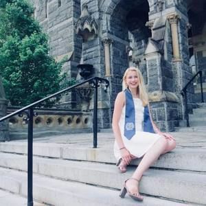 Meet your Posher, Hannah